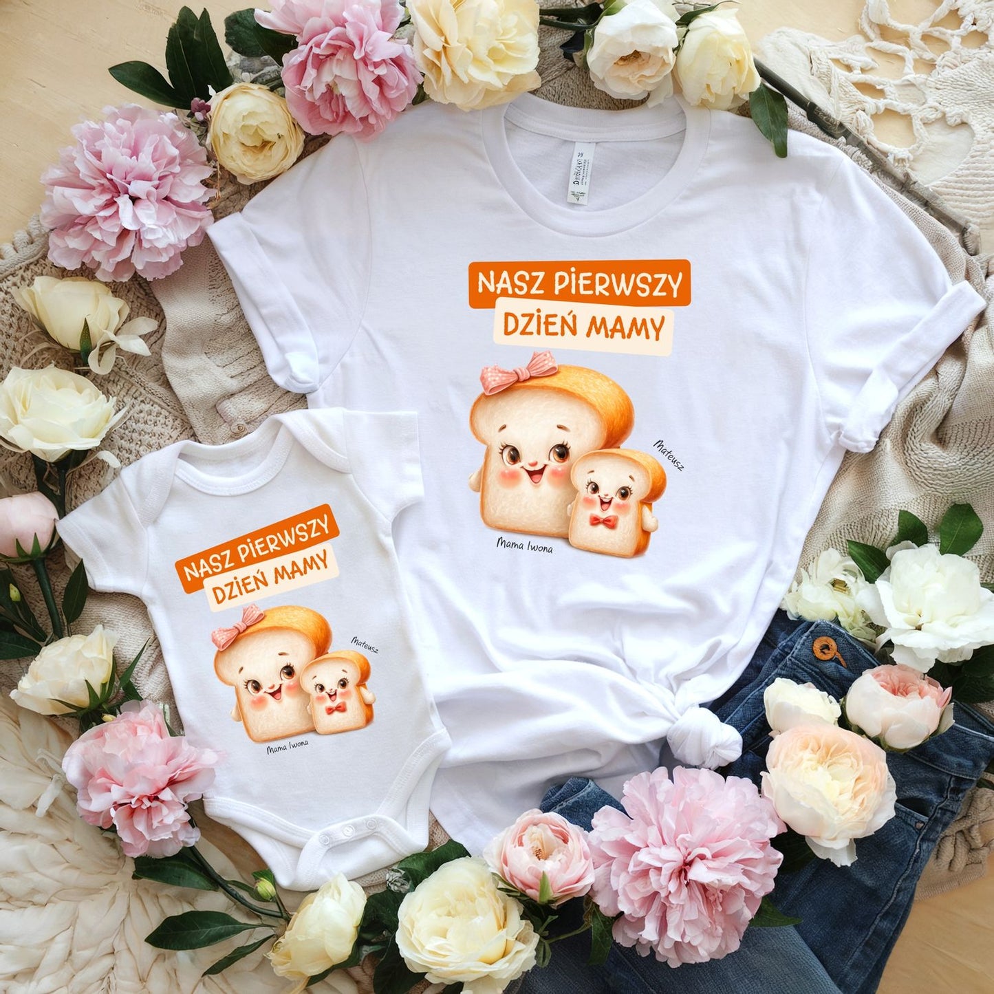 Personalizowany zestaw koszulka i body z grafiką tostów na pierwszy Dzień Mamy, imię dziecka