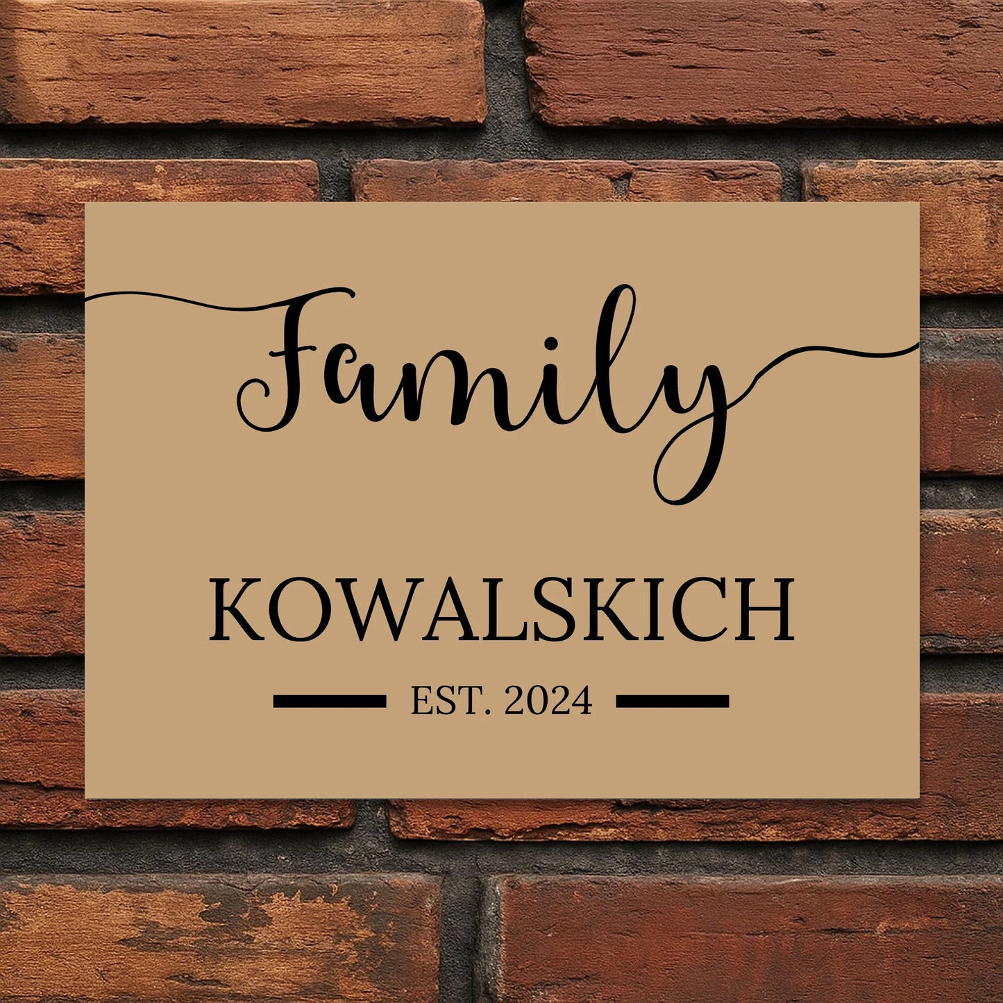 Tabliczka FAMILY EST. z nazwiskiem Kowalskich i rokiem 2024, elegancka personalizowana dekoracja do domu