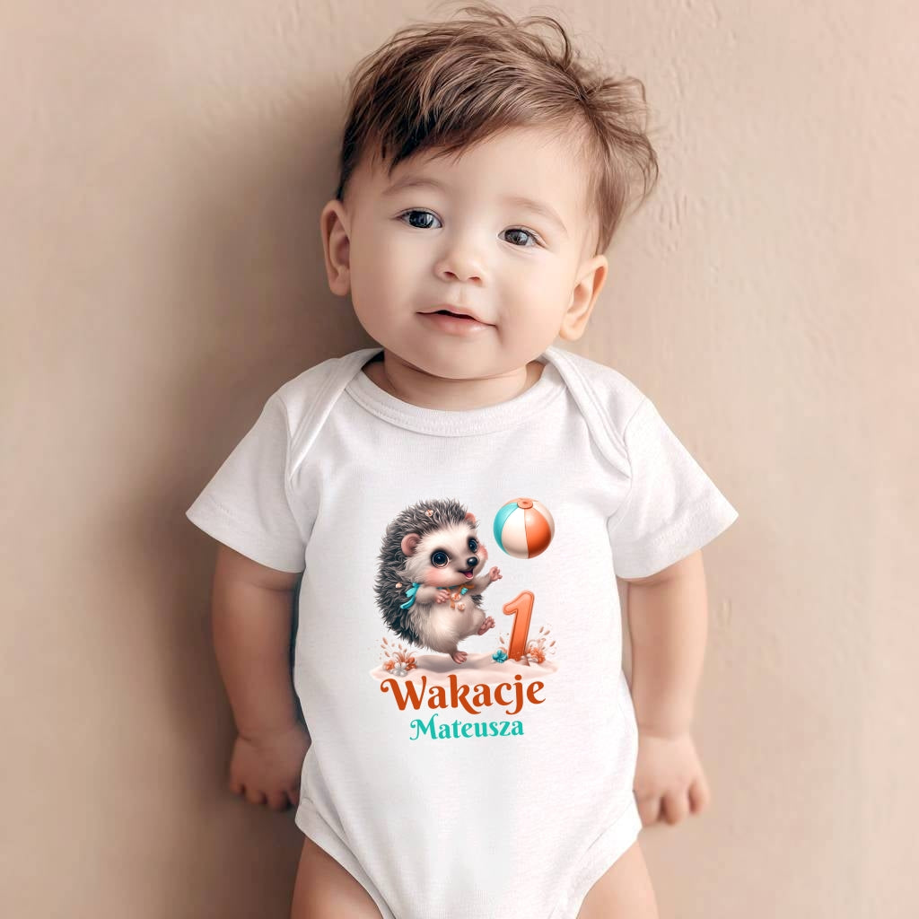Personalizowane Body z Imieniem na Pierwsze Wakacje – Jeżyk, Lato, Dziecko