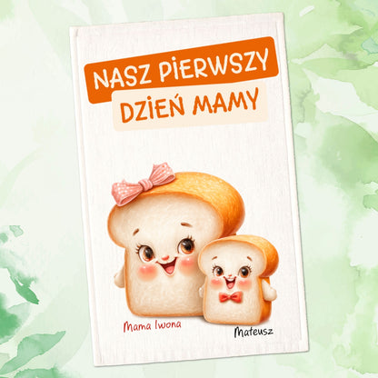 Ręcznik „Nasze Pierwsze Święto Matki” – Spersonalizowany Prezent z Imionami Mamy i Dziecka
