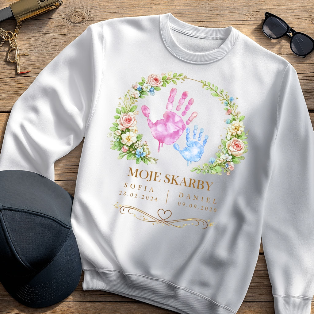 Personalizowana koszulka dla Mamy „Moje Skarby” z imionami i datą urodzenia – odcisk dłoni dziecka – prezent na Dzień Matki