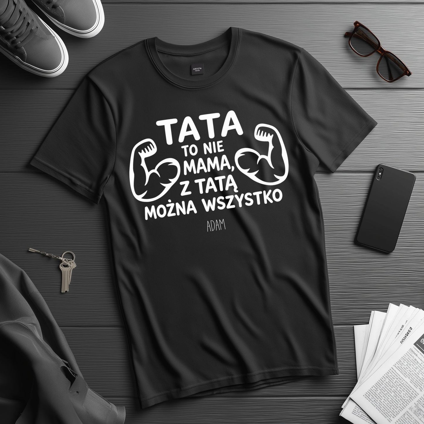 Koszulka dla taty z imieniem – prezent na Dzień Ojca, Tata to nie mama