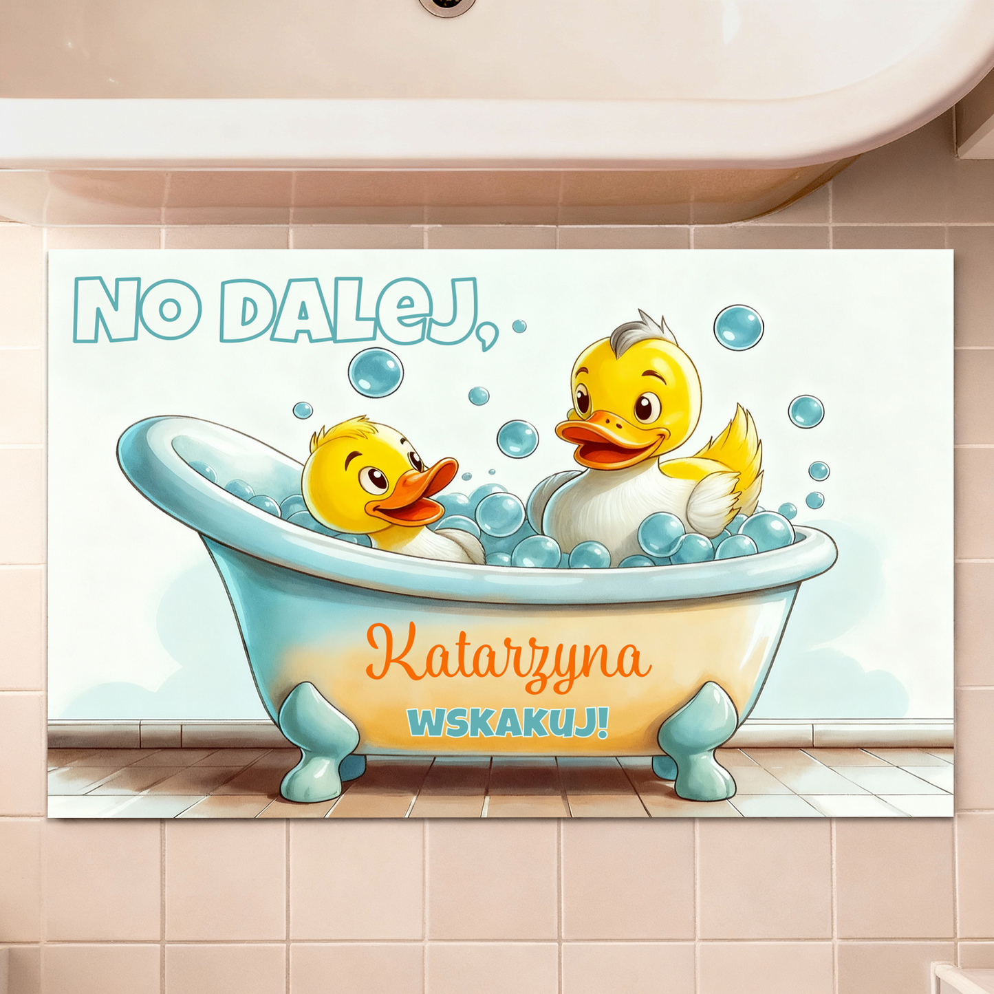 Personalizowany dywanik łazienkowy z kaczuszkami 🛁 Mata „No dalej, wskakuj!” – śmieszny prezent dla dzieci i rodziny