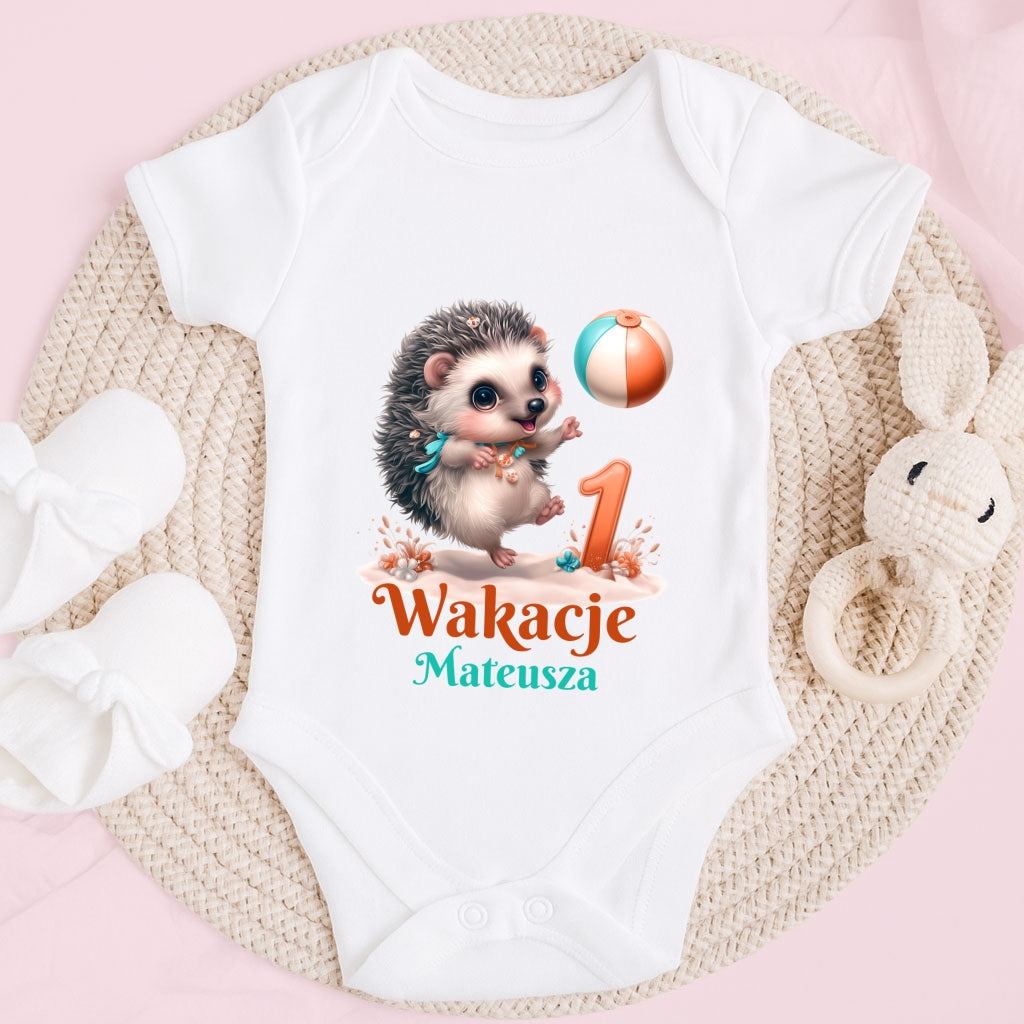 Personalizowane Body z Imieniem na Pierwsze Wakacje – Jeżyk, Lato, Dziecko