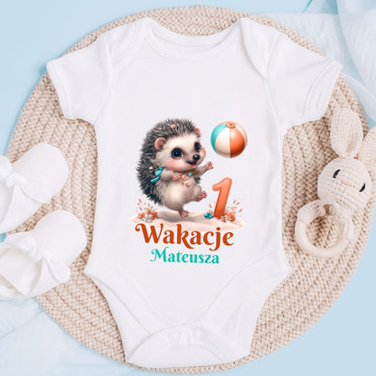 Personalizowane Body z Imieniem na Pierwsze Wakacje – Jeżyk, Lato, Dziecko