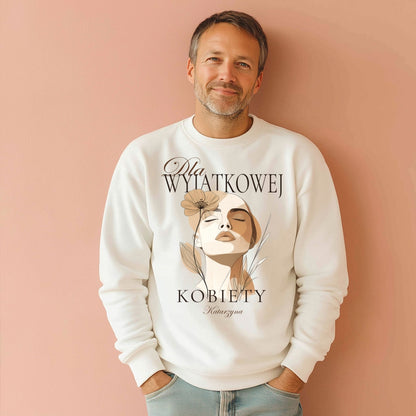 Bluza „Dla Wyjątkowej Kobiety” z imieniem – elegancka personalizowana odzież damska – prezent dla niej