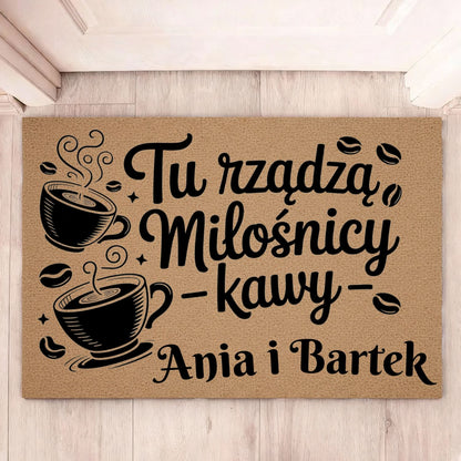 Wycieraczka Personalizowana – Tu Rządzą Miłośnicy Kawy z Imionami