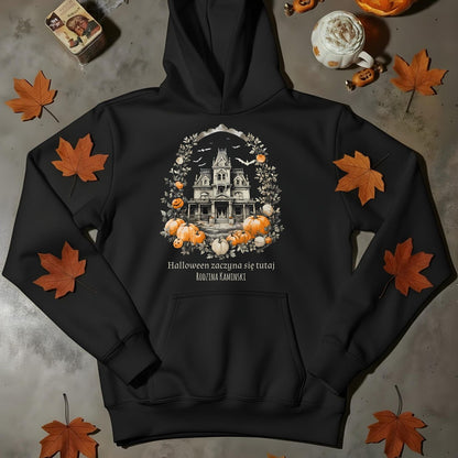 Bluza Unisex „Halloween zaczyna się tutaj” – Personalizowana Edycja