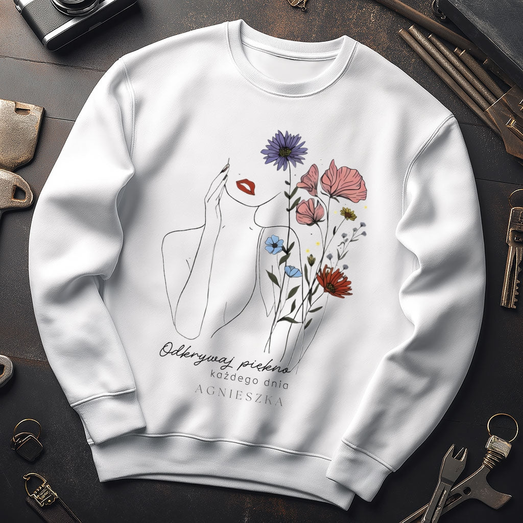 Personalizowana Bluza "Odkrywaj Piękno" – Twoje Imię, Estetyczny Line Art z Kwiatami, Wyjątkowy Prezent dla Niej