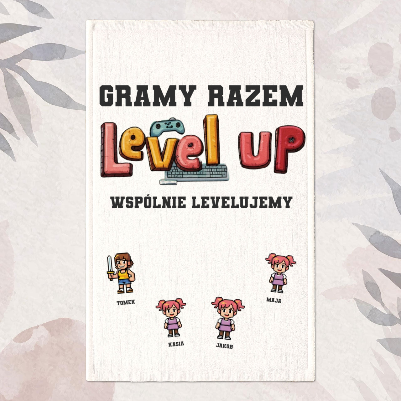 Ręcznik plażowy z napisem „Level Up” i spersonalizowanymi postaciami w stylu retro gaming.