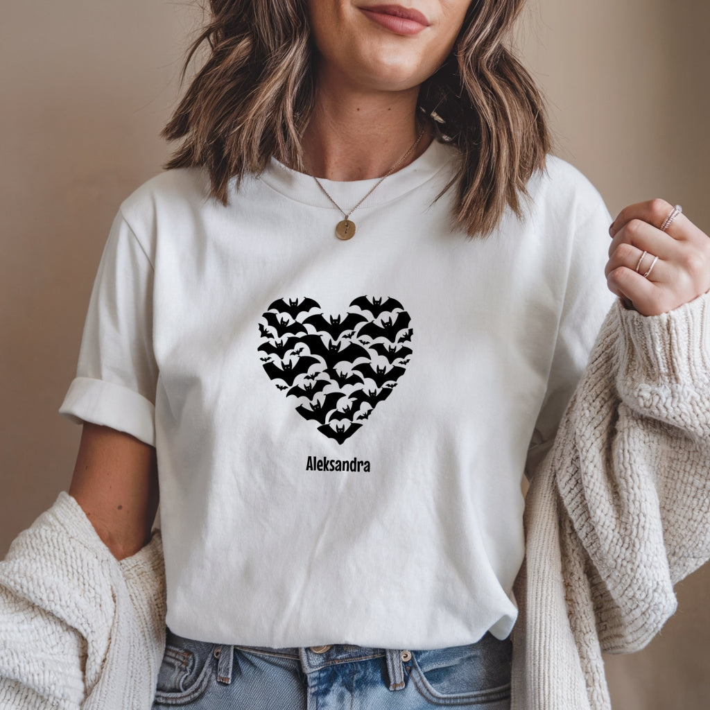 Koszulka Halloween „Serce z Nietoperzy” – personalizowana koszulka Unisex