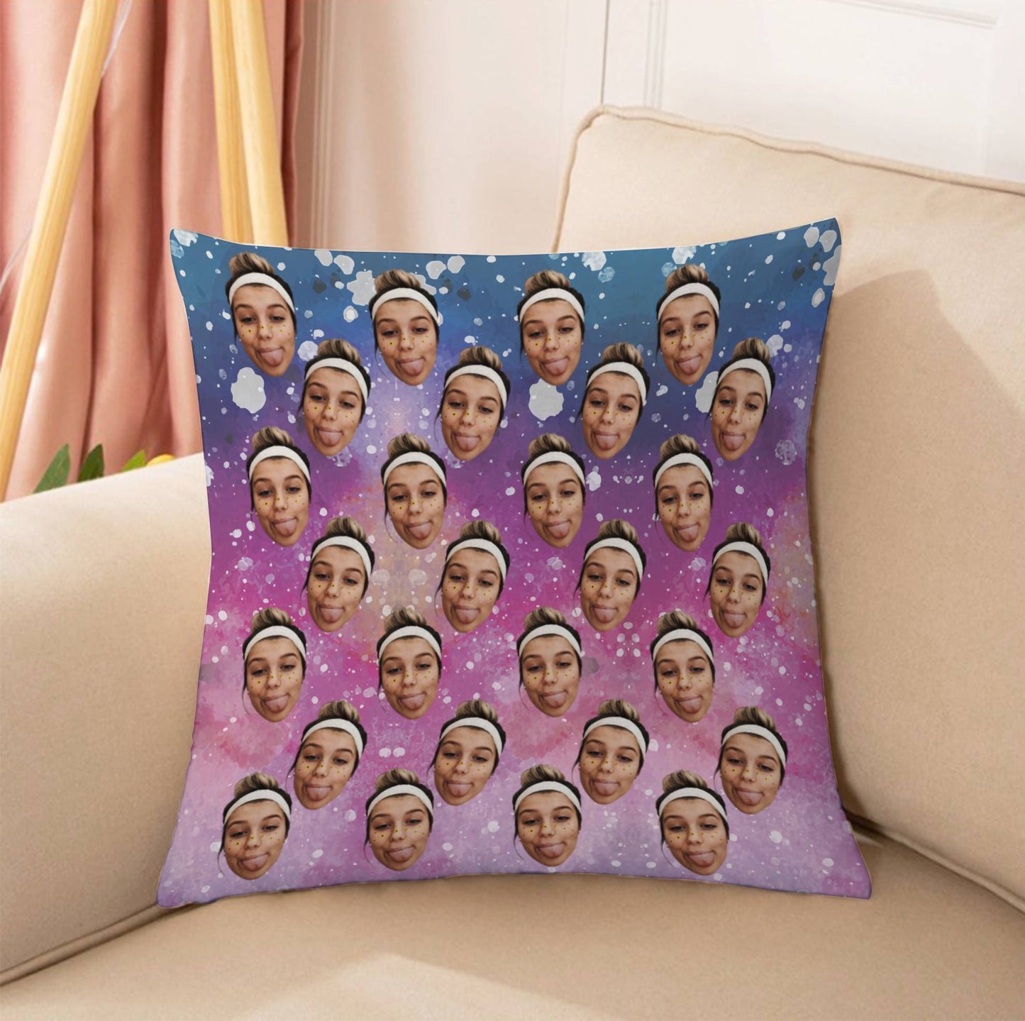 Personalizowana Poduszka z Twoją Twarzą – Artystyczny Styl Galaxy