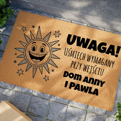 Wycieraczka Personalizowana – Uśmiech Wymagany przy Wejściu